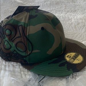 686 camo sidekick NewEra fitted hat